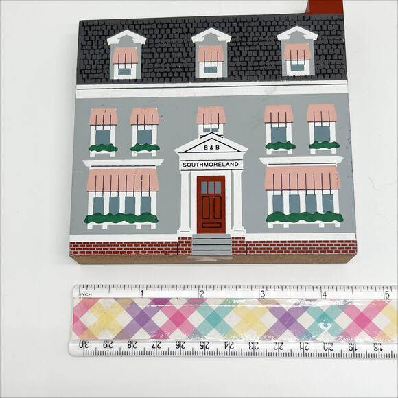 Vintage 1995 The Cat's Meow Southmoreland Bed & Breakfast Series Shelf Sitter - Picture 6 of 7